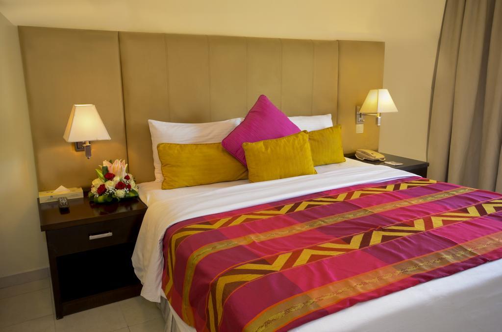 Parkside Hotel Apartment Дубай Экстерьер фото