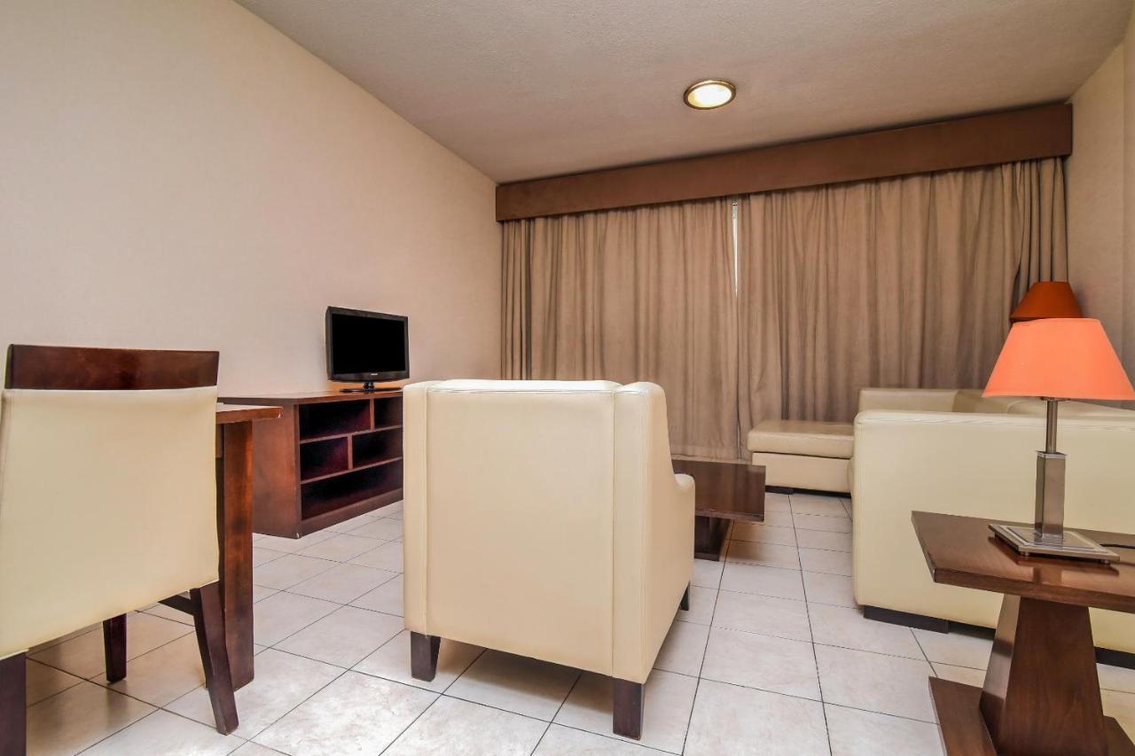 Parkside Hotel Apartment Дубай Экстерьер фото