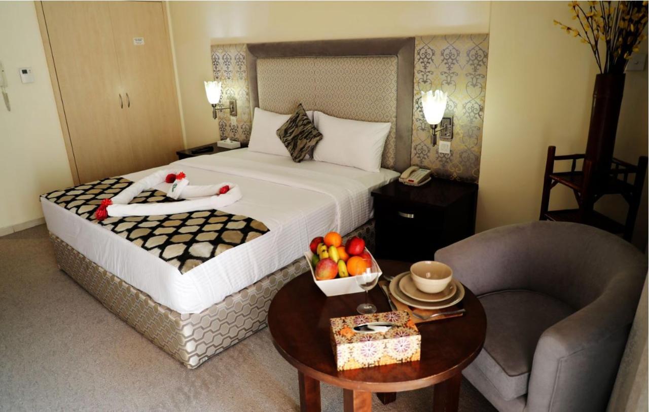 Parkside Hotel Apartment Дубай Экстерьер фото